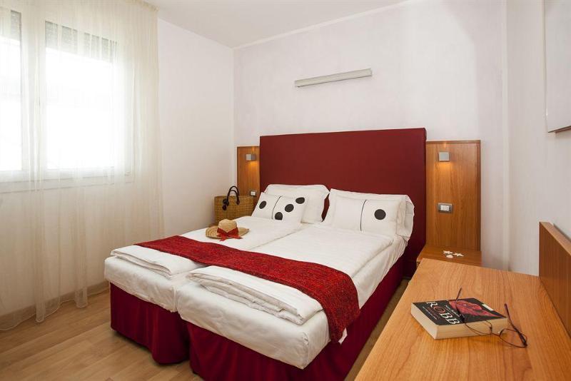 Hotel Torino Лідо-ді-Єзоло Екстер'єр фото